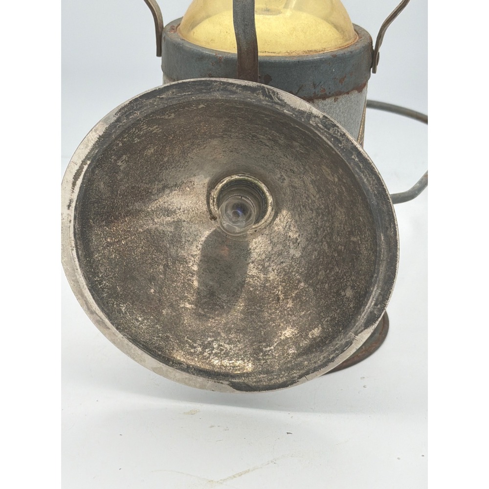 Vintage Delta Powerlite Electric Railroad Lantern Mid-Century Double Globe USA - Picture 6 of 6